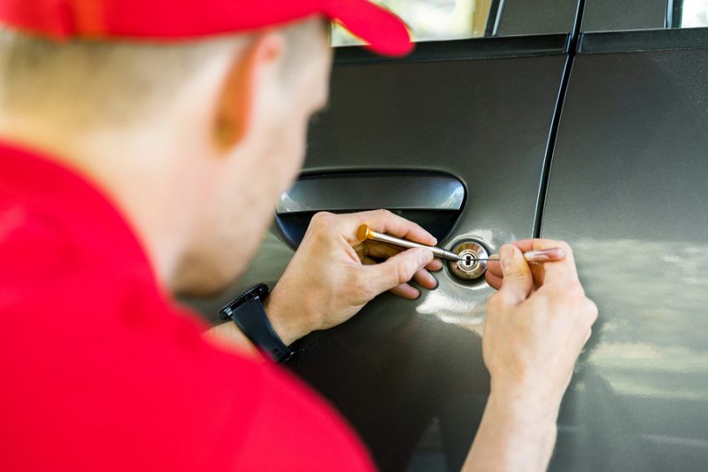 How to Choose the Right Car Locksmith for Your Needs
